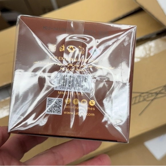 Lattafa Asad Bourbon for Unisex Eau de Parfum Spray, 3.4 Ounce / 100 ml
New - Picture 8 of 8